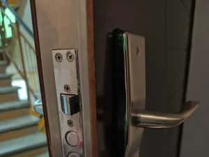 Lacatus Deblocari Usi Timisoara Rapid Fara Distrugere — miniatura 9