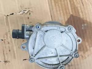 Pompa vacum bmw e87,e90,motor 1.6i,1.8i,2.0i,tip N43 — miniatura 2