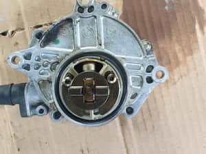 Pompa vacum bmw e87,e90,motor 1.6i,1.8i,2.0i,tip N43 — miniatura 9