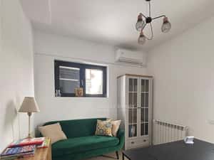 3 Camere, Eroii Revolutiei, Locuinta sau Birou, Centrala proprie, Parc — miniatura 4