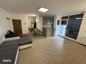Apartament cu balcon și garaj, în Aradului — miniatura 2