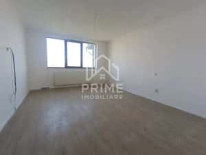 Apartament 4 camere, 120 mp | Scara interioară | Parcare — miniatura 2
