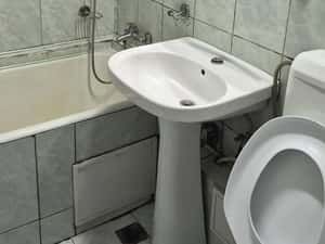 VAND APARTAMENT 2 CAMERE BACIULUI — miniatura 5