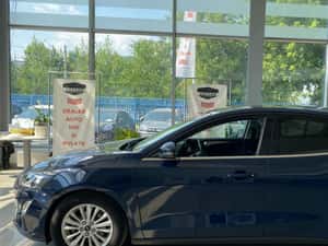 Ford Focus 1.5 EcoBlue Titanium Business Automat 8+1 — miniatura 5