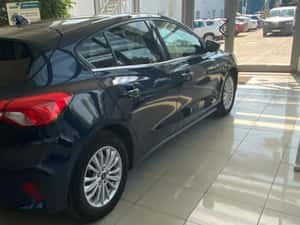 Ford Focus 1.5 EcoBlue Titanium Business Automat 8+1 — miniatura 7