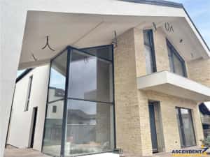 Vila moderna, unica prin design si arhitectura, la cheie, Sanpetru, Brasov — miniatura 3