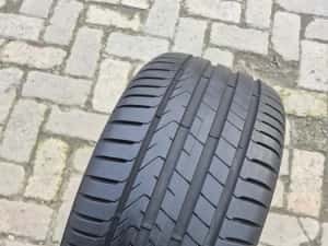 O bucată 255/40 R18 vară - una Pirelli — miniatura 3