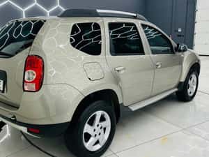 DACIA DUSTER SUV - Second-hand 2012, 6.490 EUR — miniatura 4