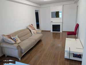 Apartament 3 Camere Modern metrou in fata blocului — miniatura 3
