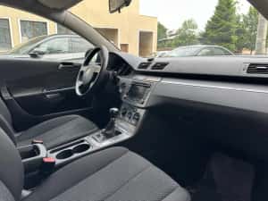 Volkswagen Passat 2009 2.0 TDI 140 CP Euro 5 — miniatura 7