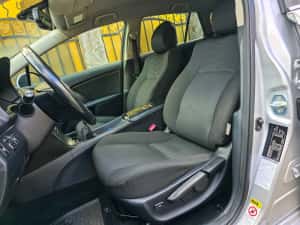Toyota Avensis 2009 2,0 Diesel D-4D Euro5 recent adusa — miniatura 6