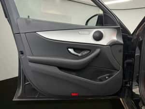 Mercedes-Benz E 300 Hibrid, 97.000 km, 2021 — miniatura 7