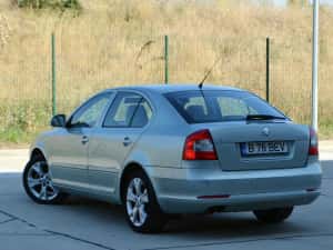 Skoda Octavia II Facelift Berlina 1.8tsi 160cp EURO5 117.000km Unic Propr — miniatura 5