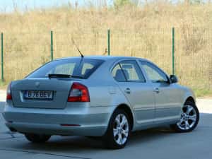 Skoda Octavia II Facelift Berlina 1.8tsi 160cp EURO5 117.000km Unic Propr — miniatura 6