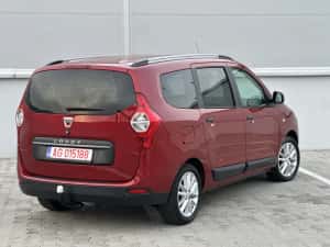 Dacia Lodgy 2020 / 1.3 Tce - 130 CP / Navigație / AC / Camera / 7 locuri / Încălzire scaune / 98.000 km / Import Germania — miniatura 4