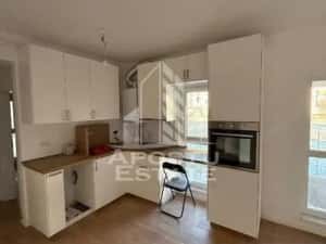 Apartament 2 camere, semidecomandat, bloc nou,loc de parcare, Soarelui