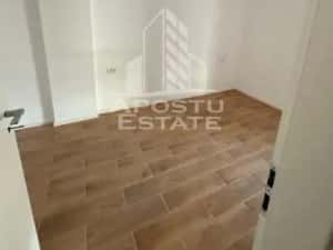 Apartament 2 camere, semidecomandat, bloc nou,loc de parcare, Soarelui — miniatura 2