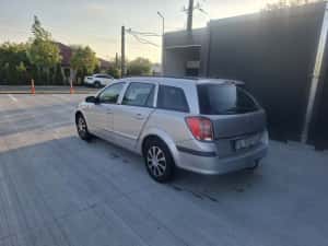 Vând Opel astra h//2006 diesel — miniatura 3