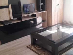 apartament 3 camere de inchiriat cu 2 locuri de parcare