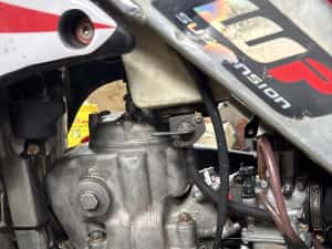 Honda cr 250 R , an 2000 — miniatura 4