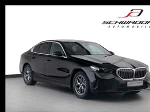 BMW 520i Limuzină 208 CP, cutie automată sport, tehnologie Mild-Hybrid 48V — miniatura 2