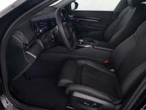 BMW 520i Limuzină 208 CP, cutie automată sport, tehnologie Mild-Hybrid 48V — miniatura 7