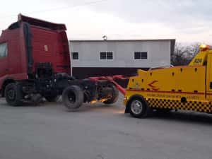 Tractari auto Non - Stop si Diagnoza auto — miniatura 7