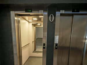 Proprietar prima inchiriere Garsoniera Mare | Centrală | AC | Sector 4 — miniatura 4