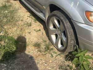 Vand Bmw Seria x X5 2000 Benzina + gpl 3000 cmc Neavariata — miniatura 4