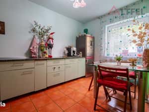 Apartament 2 camere decomandate 52 mp si pivnita in Valea Aurie — miniatura 4