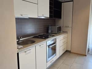 Ap 2 Camere Dec 60mp zona Aradului Armoniei 375 euro — miniatura 5