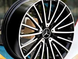 Jante 20 Mercedes R20 Amg Noi C class E S class Glc Gle Cle cls — miniatura 4