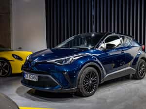 Toyota C-HR 2023, 110.000 km, Hibrid — miniatura 4