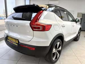 VOLVO XC-40 SUV | 2022 | R-Design Plugin Hybrid — miniatura 2