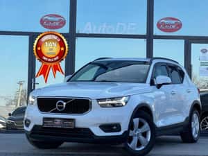 VOLVO XC-40 SUV | 2022 | R-Design Plugin Hybrid — miniatura 5