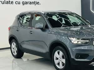 VOLVO XC-40 SUV | 2022 | R-Design Plugin Hybrid — miniatura 7