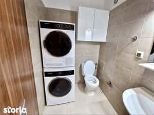 Inchiriez apartament 2 camere + gradina + parcare subterana — miniatura 5