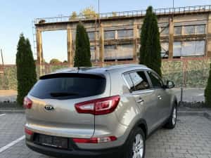 Kia Sportage 2.0 Crdi / 4x4 / Automat / Bi-xenon / Euro 5 — miniatura 4