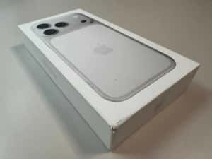  Apple / iPhone 17 Pro Max / 512 Gb / Silver / Sigilat — miniatura 3