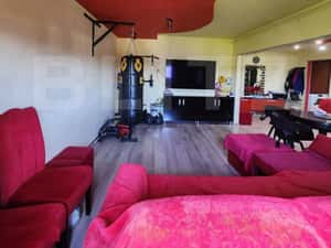 Apartament cu 2 camere, 53 mp, mobilat, costuri mici intretinere, zona — miniatura 2