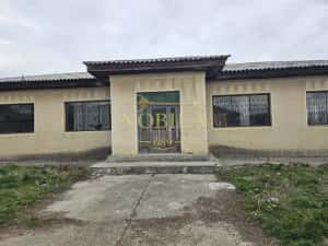 SUPER OFERTA DE PRET !!!! SPATIU COMERCIAL 483 mp utili IN ONESTI ZONA INDUSTRIALA CU 1000 MP TEREN