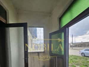 SUPER OFERTA DE PRET !!!! SPATIU COMERCIAL 483 mp utili IN ONESTI ZONA INDUSTRIALA CU 1000 MP TEREN — miniatura 5