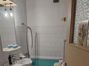 Vând apartament 2 camere — miniatura 6