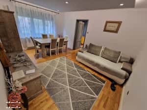 Apartament de vanzare, 2 camere, 45 mp, zona centrala — miniatura 2