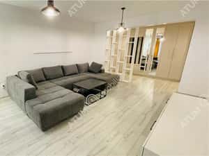 Apartament cu 3 camere decomandate 2 terase loc parcare — miniatura 3