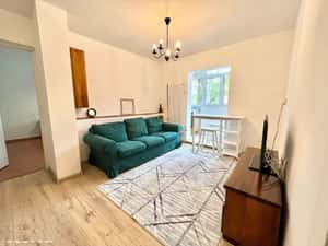 Apartament 3 camere semidecomandat + parcare | Piața Sudului