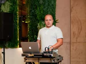 DJ EVENIMENTE | Nunta | Botez | Petreceri Private | Cununie | Muzica — miniatura 9