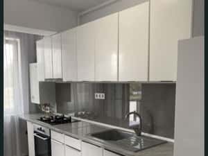 Închiriez garsoniera Otopeni . Proprietar . Bloc nou . — miniatura 3