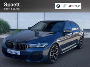BMW M550 Berlină 530 cp, 46.471 km, 67.785 EUR — miniatura 1