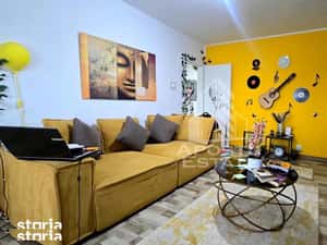 Apartament cu 2 camere de vanzare, decomandat, renovat, Girocului